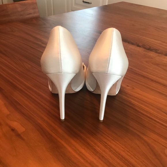 NWT Badgley Mischka Desi Pump - Picture 4 of 4